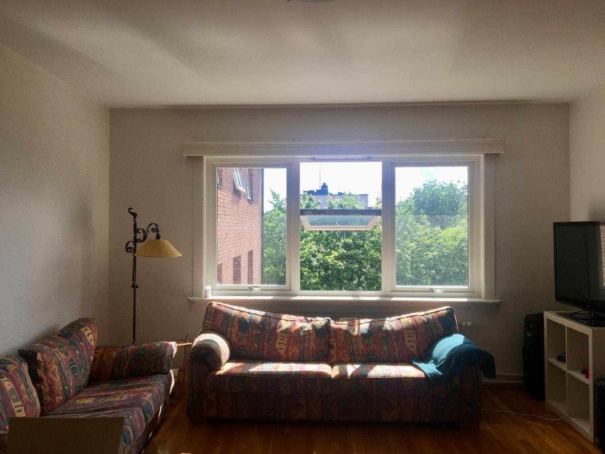 Apartment 1-bedroom For One Person Or A Couple In A Sharing