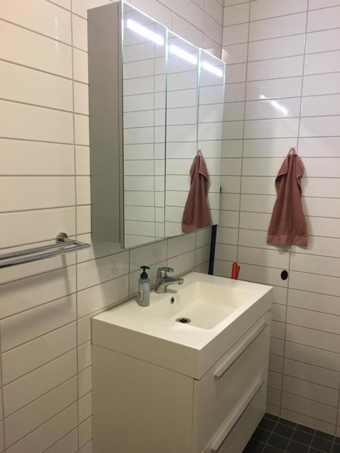 1-bedroom For One Person Or A Couple In A Sharing Apartment